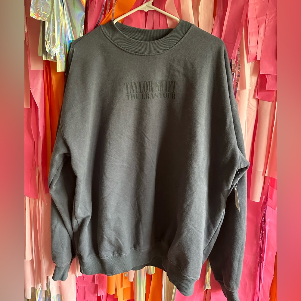 Taylor Swift Eras Tour Blue Crewneck Sweatshirt! Size Large NWT!